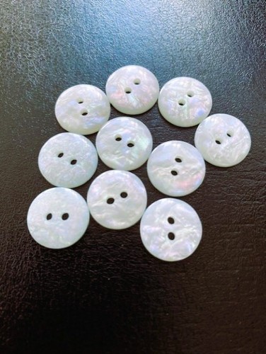 Mother pearl buttons 24l - pearl,