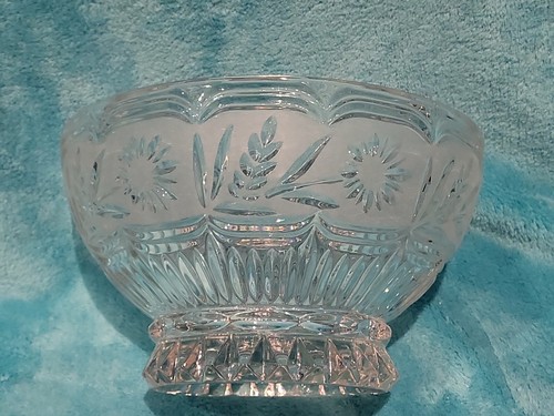 Large crystal bowl vintage - large,