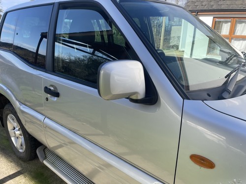 Nissan terrano wing mirror - nissan,