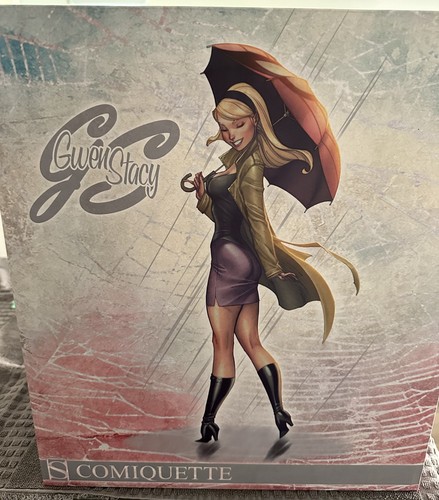 Gwen stacy comiquette statue - stacy,