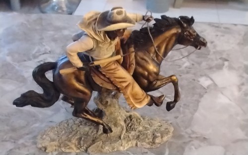 Leonardo resin cowboy - , on