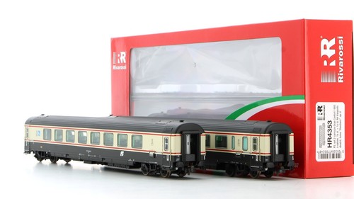 Rivarossi hr4353 two carriages - two,