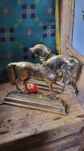 Large pair georgian - a,