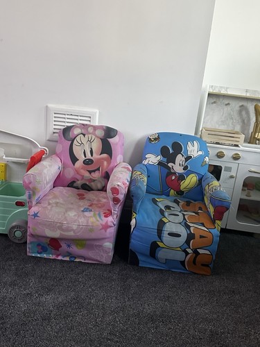 Mini sofas