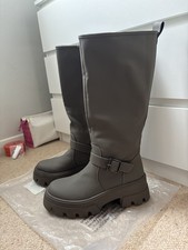 Zara Boots Chunky Grey Knee High Wellies UK 6 Grey Knee High Boots Women’s