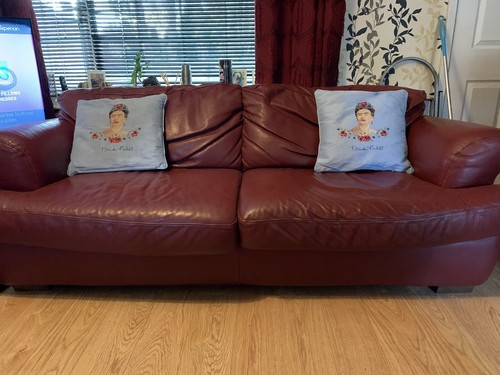 Sofas and seater - sofas,