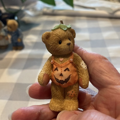 2000 cherished teddies - cherished,