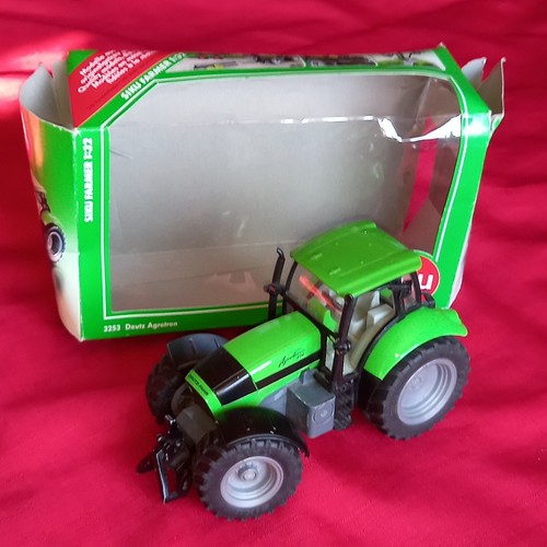 Boxed siku farmer scale - boxed,