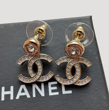 CHANEL Authentic 25S Crystal