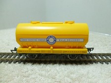 Hornby R237 Blue Circle Cement
