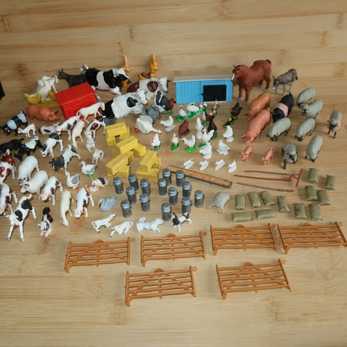 Vintage britains farm plastic - vintage,