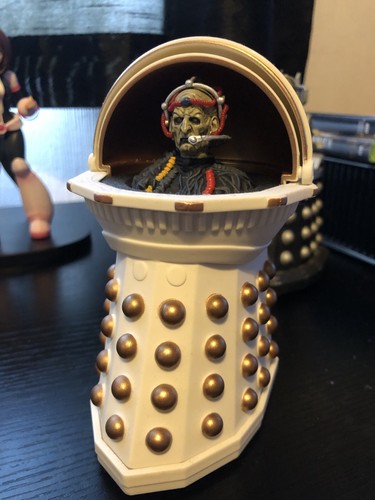 Doctor who emperor davros - b&m,
