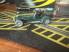 Scalextric Caterham 7 Road