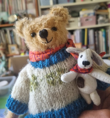 Artist bear fluff and - bear,