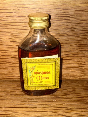 Lindisfarne mead miniature - lindisfarne,