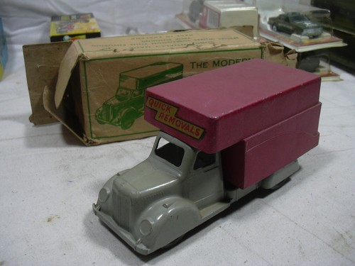 Toys s robin hood - toys, '40's