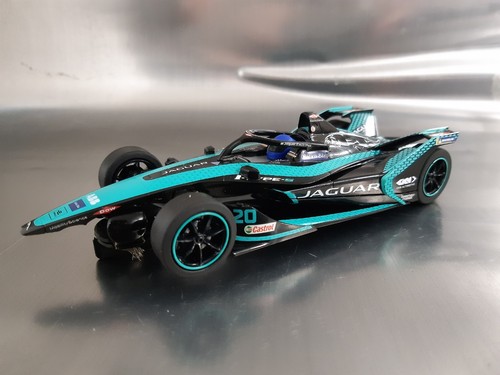 Scalextric formula jaguar - formula, e