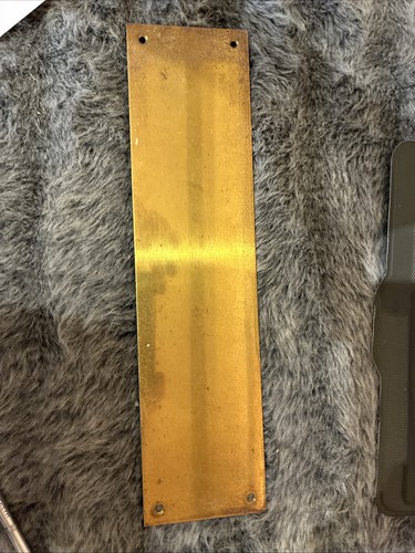 Brass door finger - brass,