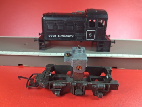 R253 black dock shunter - shunter, &