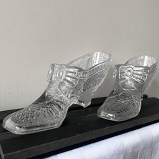 Vintage Pressed Glass Decorative Slipper/Shoe with Bow x2 (VERY GOOD CONDITION)