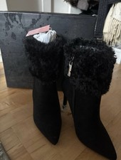 Moda in Pelle Black Fur Trim