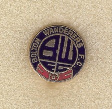 UK - BOLTON WANDERERS - Lot 8a - Vintage enamel badges - crest