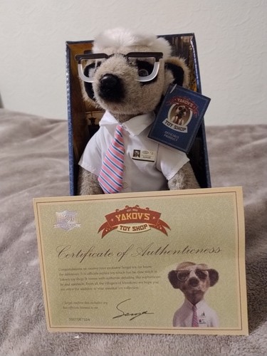 Meerkat toys with - meerkat's,