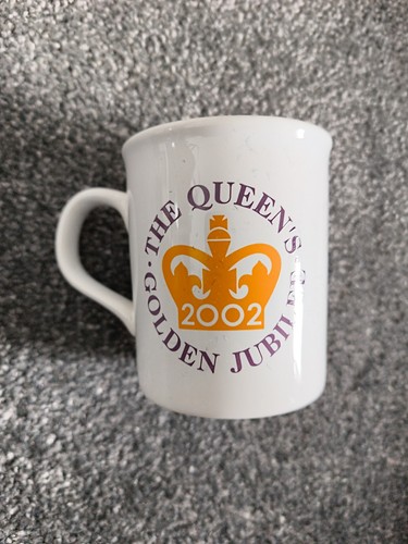 The queens golden - queens, 2002
