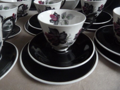 Royal albert masquerade x - albert,