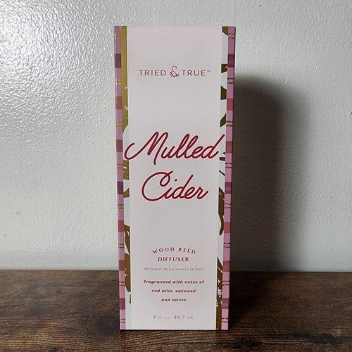 Illume tried true leaf - &, reed