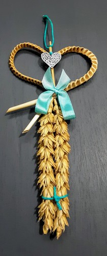 Traditional corn dolly - traditional,