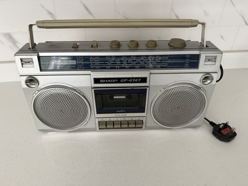 Sharp 4747e vintage - vintage, stereo
