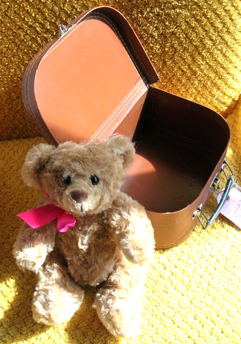 Avon teddy bear in - 11",