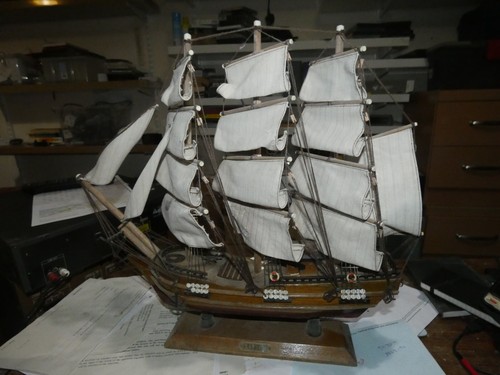 Hms bounty model ship - bounty,