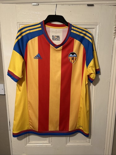 Valencia 2015 away - valencia,