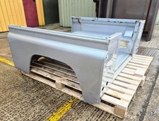 8) SILVER TDCI Land Rover