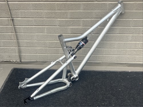 Santa cruz blur aluminum - blur,