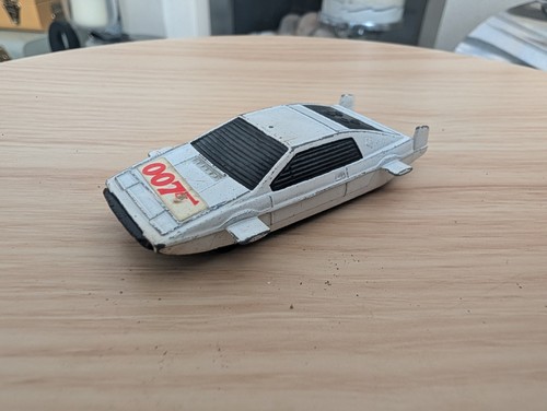 Corgi juniors james bond 007 - bond,
