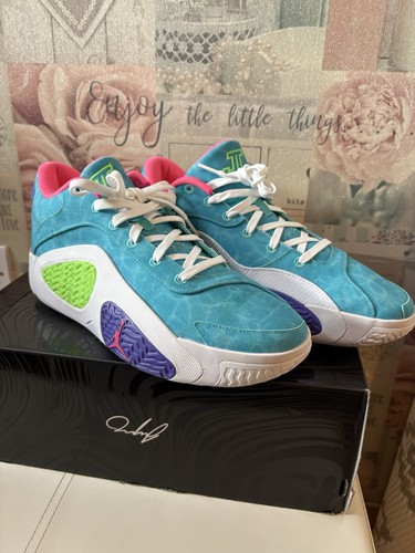 Brand new nike air - brand,
