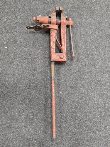 Blacksmith heavy duty leg vice - blacksmith,