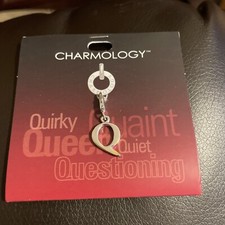 2 x Charm/ bracelet - Letter Q- queen/quirky