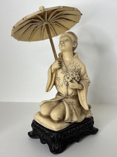 Japanese okimono figurine - okimono,