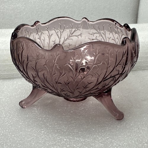 Fenton amethyst wisteria - amethyst, "wisteria"