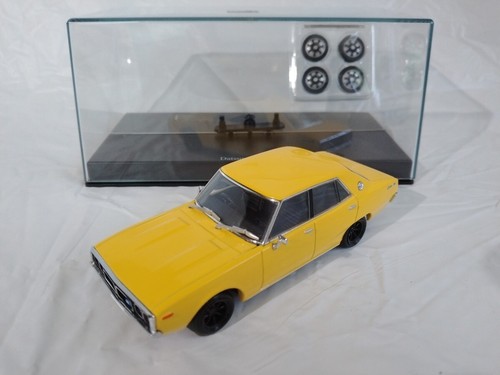 Aoshima dism datsun 240k - datsun,