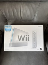 Nintendo Wii 512MB White Console Boxed  Complete With Wii Sports