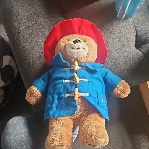 Paddington bear marks - bear, &