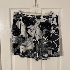 Tu Woman Stylish Floral/Leaf