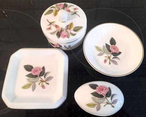 Four beautiful wedgwood bone - four,