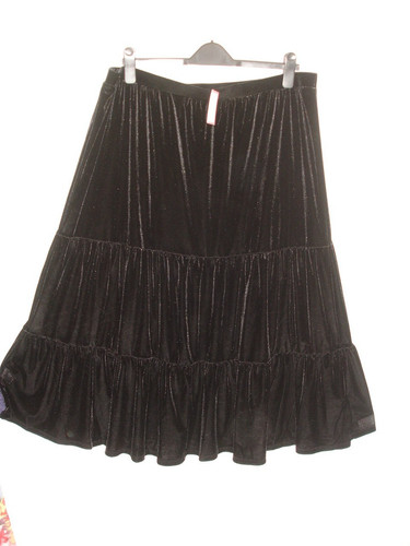 Ladies black velvet tiered - black,