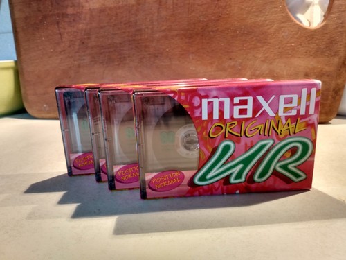Maxell audio cassette - maxell, 90
